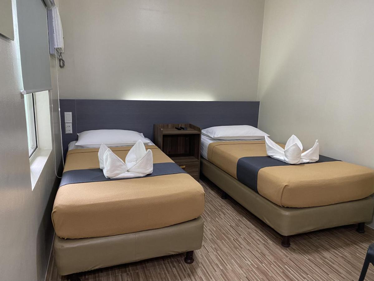 Dg Budget Hotel Salem Pasay Exteriör bild