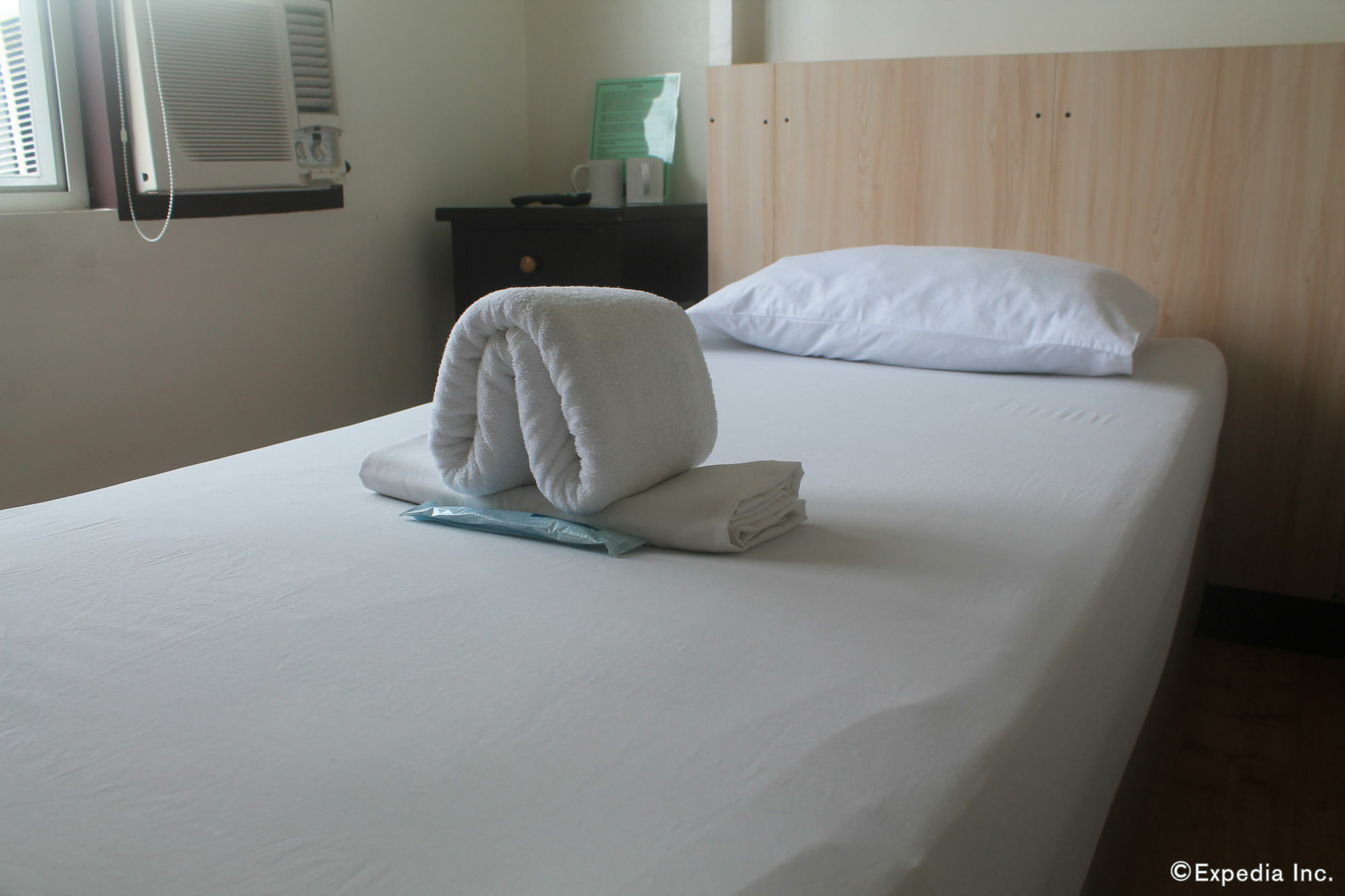 Dg Budget Hotel Salem Pasay Exteriör bild